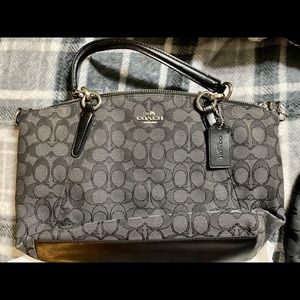Coach Small Kelsey Satchel ***Discounted Shipping***